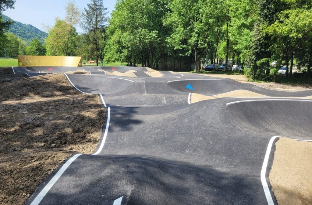 Nouveau pumptrack à Valgelon-La Rochette !